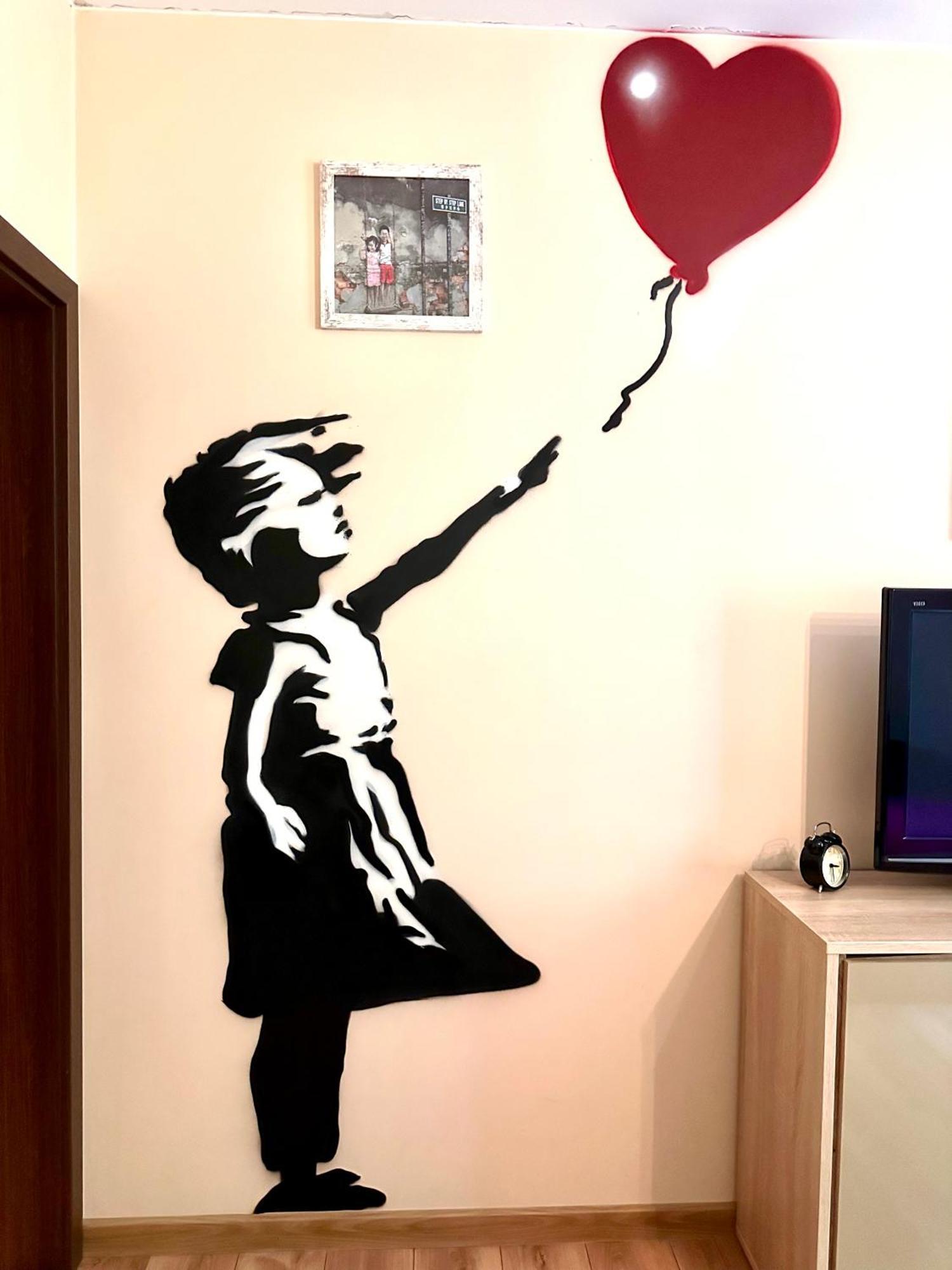 "Banksy" Art Apartamento Varsóvia Exterior foto