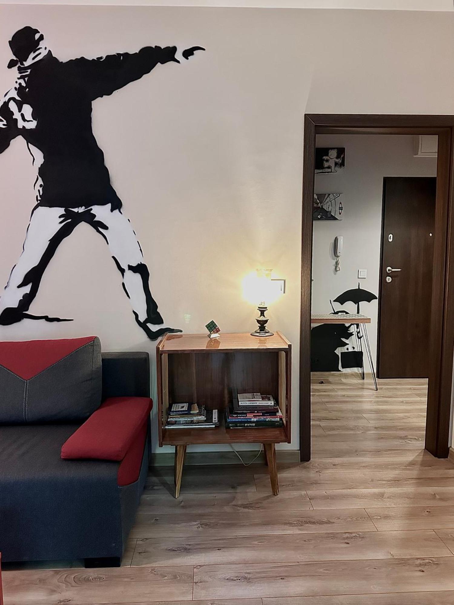 "Banksy" Art Apartamento Varsóvia Exterior foto